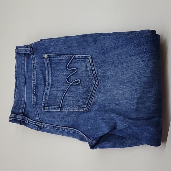 Mossimo Supply Co. Denim - Mossimo Capi Pants